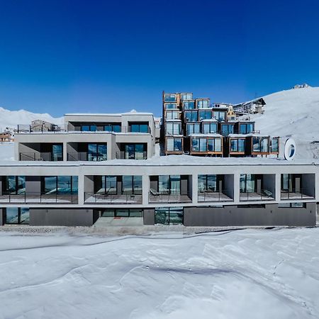 Quadrum Hotel Gudauri Exterior photo